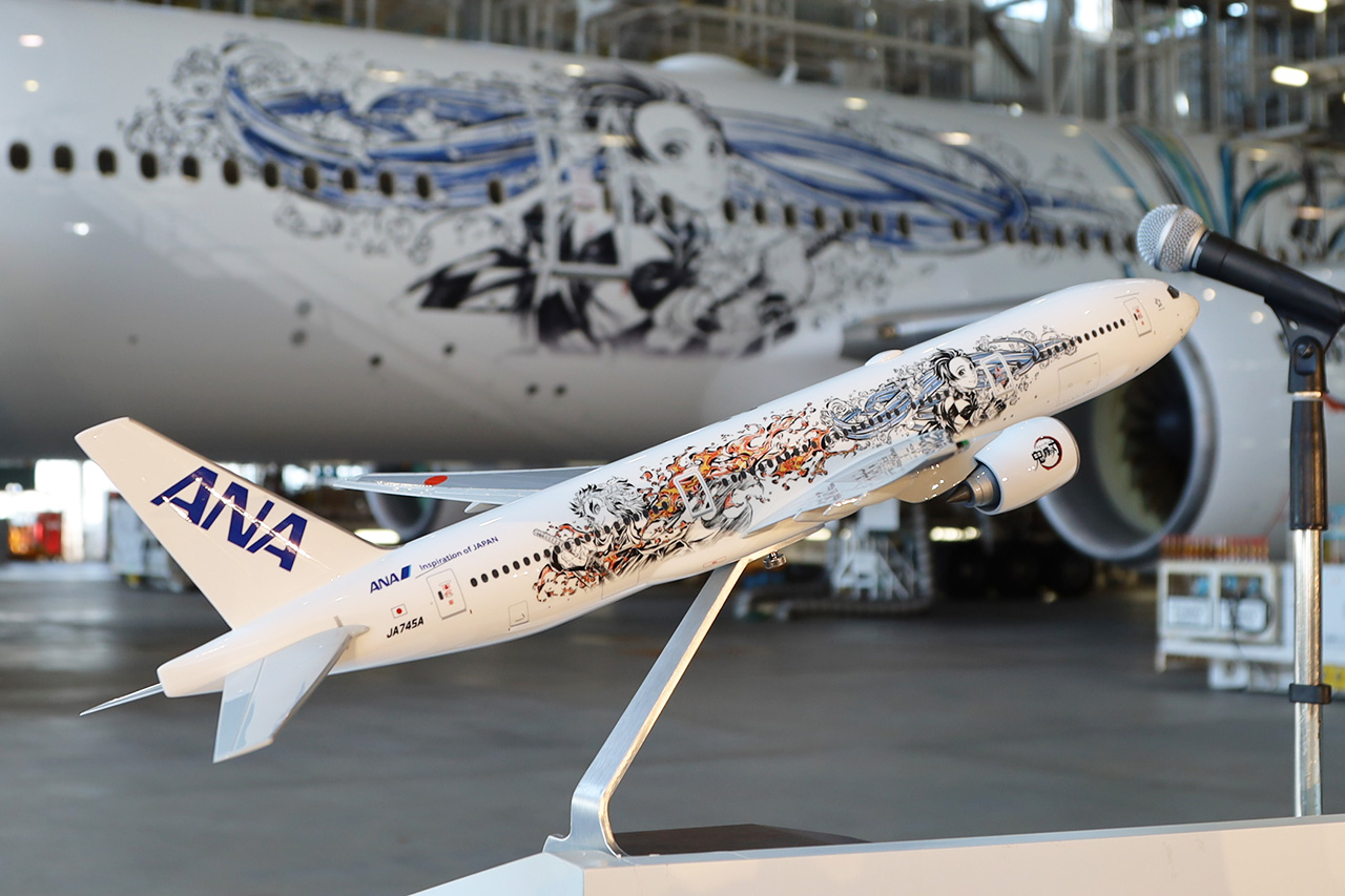 ANA、特別デザイン機「鬼滅の刃 じぇっと -参-」公開！約34mの大型